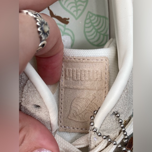 Animal Crossing Puma Suede Tan Sneakers - Picture 9 of 16